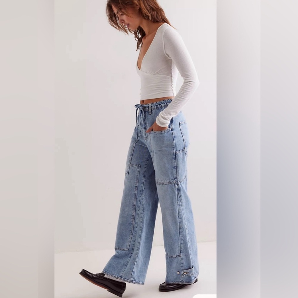 We The Free Light Blue Wide Leg Jeans - Picture 3 of 7